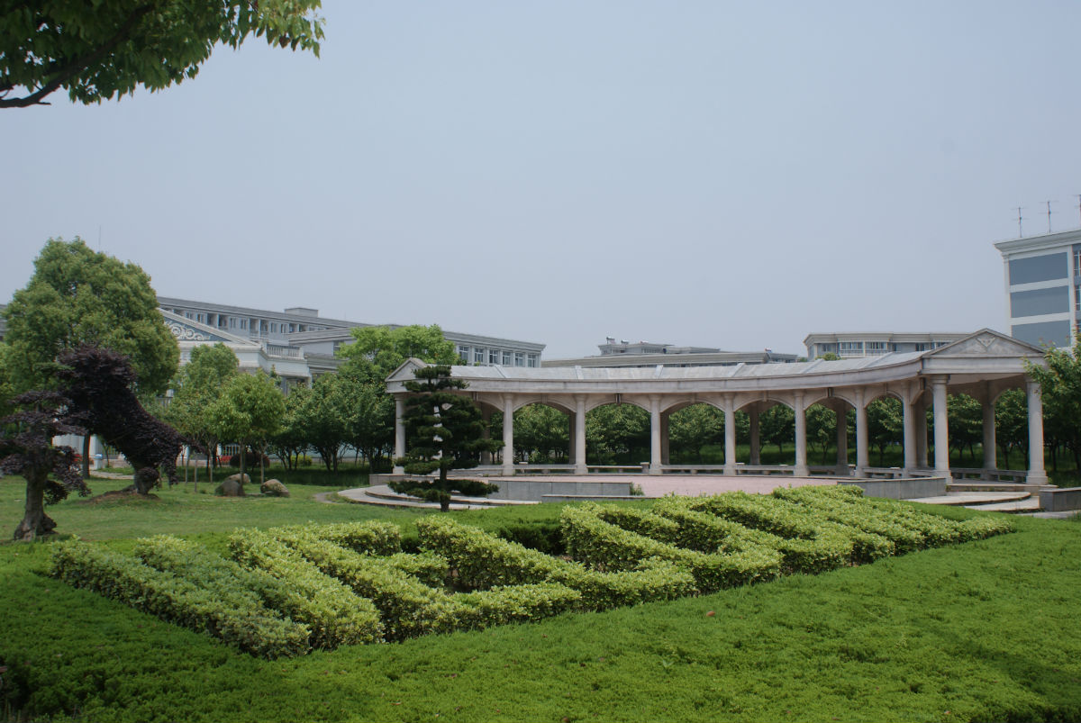 浙江越秀外国语学院校园风景(18675)