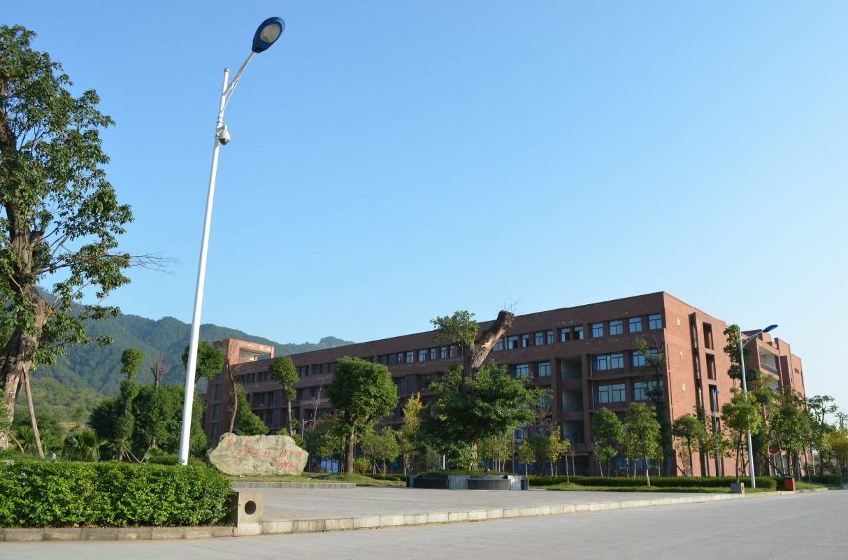 重庆机电职业技术学院校园风景 11730图片 10
