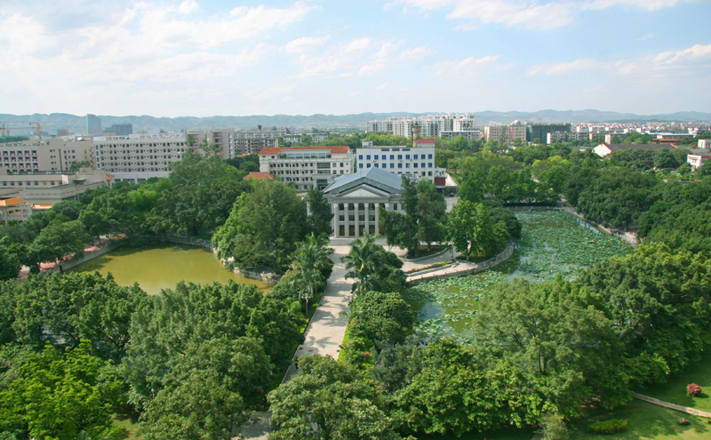 广西大学校园风景(8090)