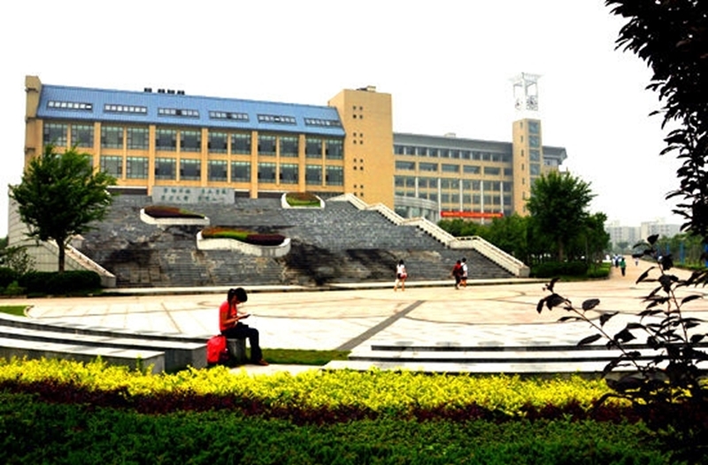 武汉科技大学校园风景(29000)