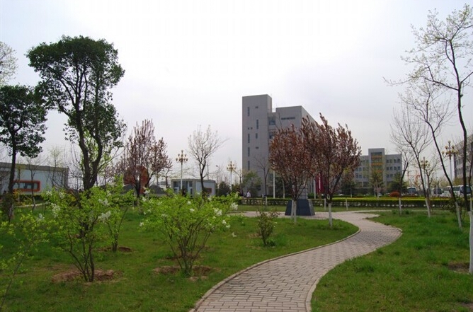 西安交通大学城市学院校园风景(90200)