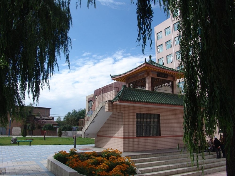 青海民族大学校园风景(137623)