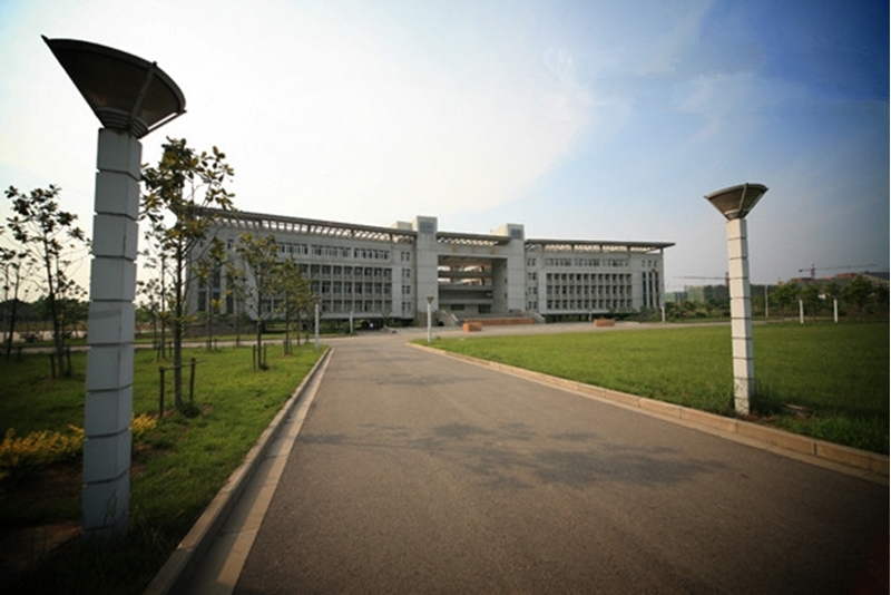 南京信息工程大学滨江学院校园风景(145439)