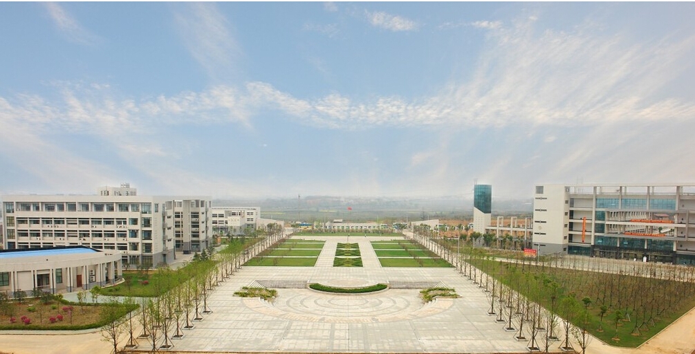 湖北城市建设职业技术学院校园风景147892